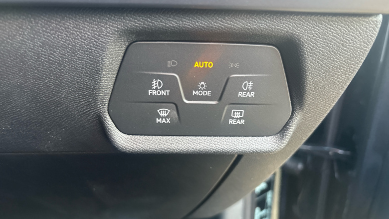 CUPRA Leon 1.5 eTSI 150 V2 5dr DSG Petrol Hatchback